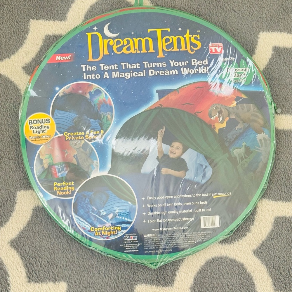 Dream Tents - Dinosaur Island 🦕 🦖 - Picture 3 of 4